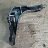Кронштейн КПП Volkswagen Golf 3 1996 191199353D
