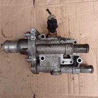 Корпус термостата Opel Vectra C 2007 55559595,24435102,2503185