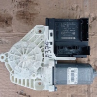 Моторчик стеклоподъемника передний левый Volkswagen Golf 5 2007 1K0959793L, F005S00294,1K0959701P