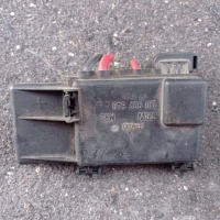 Блок предохранителей Volkswagen Golf 4 2001 1J0937549