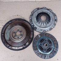 Комплект сцепления Volkswagen Transporter T4 1997 037105271K