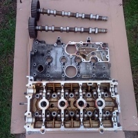 Головка блока цилиндров Renault Logan 1 2012 7700600552F