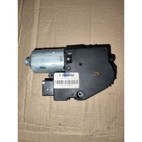Двигатель электролюка Infiniti FX1 2006 1813019A