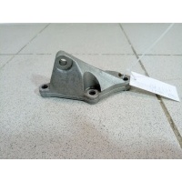 Кронштейн (сопут. товар) BMW X5 F15 13517810698