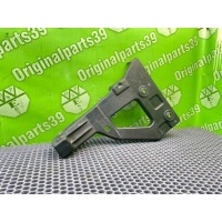 Крепление бампера Audi A6 C6 Avant Quattro 2005 4F0807227