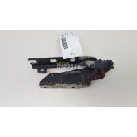 Петля капота правая VAG Golf V (2003 - 2009) 5K0823302C