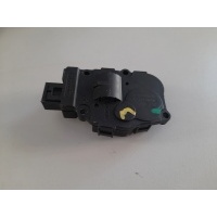 Моторчик заслонки печки Mercedes GL X166 2014 A2518341961,A1648300061,A1648304515,A1648300158,A1718300272,A1648350507,A1648210056,A1638300272,A1648202042,AA1669060008,A1648300361,A1698300861