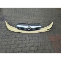 Opel vivaro рестайлинг решетка радиатора