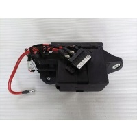 Мерседес a45 w176 amg дополнительный аккумулятор