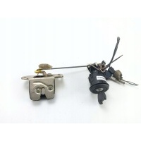 Замок крышки багажника вкладыш ключ mitsubishi carisma 1995 - 1999