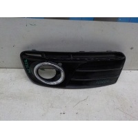 Облицовка ПТФ левая Audi Q5 2008- 8R0807681M