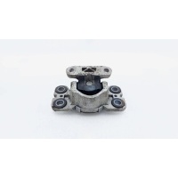 Опора двигателя Land Rover Range Rover Evoque L538 2012 LR024738, BJ327M121AC