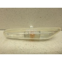 Повторитель на крыло правый белый BMW 5-serie E60/E61 (2003 - 2009) 63137165742