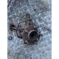 Ступица передняя правая Nissan Almera Tino 2004