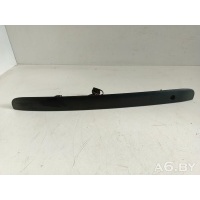 Накладка подсветки номера Volkswagen Caddy 3 2008 2K5827574S