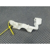 Кронштейн крепления бампера Audi A4 B9 2019 8W0807283