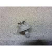 Крючок солнцезащитного козырька VAZ Clio II/Symbol (1998 - 2008) 8200449006