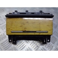 Пепельницу audi a4 b7 8e0857951j