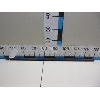 Накладка стекла переднего правого Suzuki Grand Vitara (2005 - 2015) 8381165J00