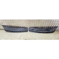 Дождевик Kia Carnival UP/GQ 2003 55250736,55250741