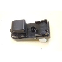 Кнопка стеклоподъемника переднего правого Mazda CX-3 2017 D09H66370,6312T2