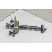 ограничитель открывания двери Mazda 626 GE 1995