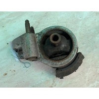 Подушка крепления двигателя Toyota Starlet 80 series 1991