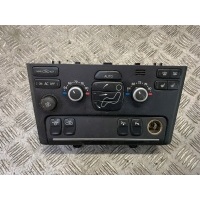 Volvo xc90 панель кондиционера 30782330