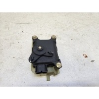 Моторчик заслонки отопителя Volkswagen Passat B5 2000-2005 8D1820511B