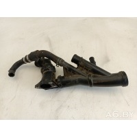 Фланец (тройник) системы охлаждения Volkswagen Multivan T6 2016 04L121026L, 04L121071F