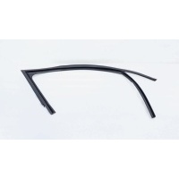 Уплотнитель стекла двери Skoda Rapid NK6 2021 5JA837432G