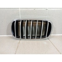 Решетка радиатора левая BMW X5 F15 51137316061