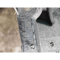 Передняя панель крепления облицовки (телевизор) Volkswagen Golf 4(1997-2004) 2001 1J0805594C3