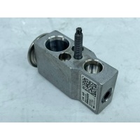 клапан кондиционера Audi A5 F5 2021 8W0816679