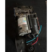 Компрессор пневмоподвески BMW X5 E70 2010