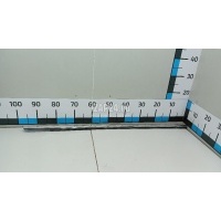 Накладка стекла заднего левого Nissan Tiida (C11) (2007 - 2014) 82821EW000