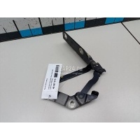 Петля капота левая Land Rover Freelander 2 (2007 - 2014) LR001565