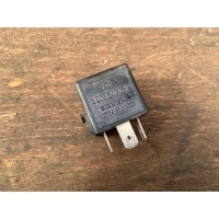 Реле (прочее) Mercedes C W203 2000 A0025421319