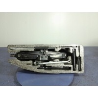 Kia carens iii вставка колёса запасного инструменты домкрат 09149 - 1d000
