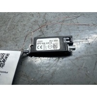 Усилитель антенны Audi A3 8P 2004 8P0035225B