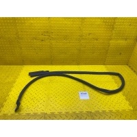 Уплотнитель двери Renault Duster HJD 2021 823882378R