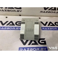 Фонарь салона (плафон) Audi A8 D3 (S8) 2009 4E0907135A,4E0947097AK