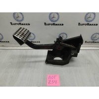 Педаль тормоза Mercedes W203 Mercedes W203 C 2000-2007 A2032900719