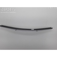 Молдинг двери передней левой Volkswagen Golf-4 2000