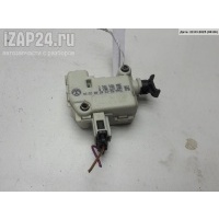 Активатор (привод) замка багажника Volkswagen Golf-4 2000 3b0959781c