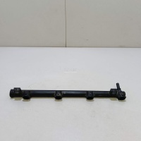Рейка топливная (рампа) Renault Megane II (2003 - 2009) 8200139674