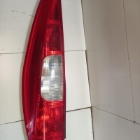 Фара левая задняя mitsubishi кольт 8330a233