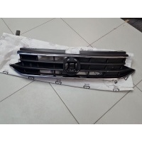 Решетка радиатора Volkswagen Tiguan 2017- ST170138