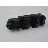 Блок управления стеклоподъемниками Peugeot 3008 2010- 6490X6