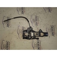 кронштейн ручки Audi Q7 2005-2015 2012 4L0839885G